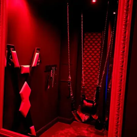O' Plaisirs Interdits - Loveroom Caen Extérieur photo